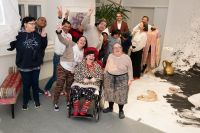 Ausstellung AbIntus - Gruppenfoto © Attila Izmir Ausstellung AbIntus - Gruppenfoto © Attila Izmir