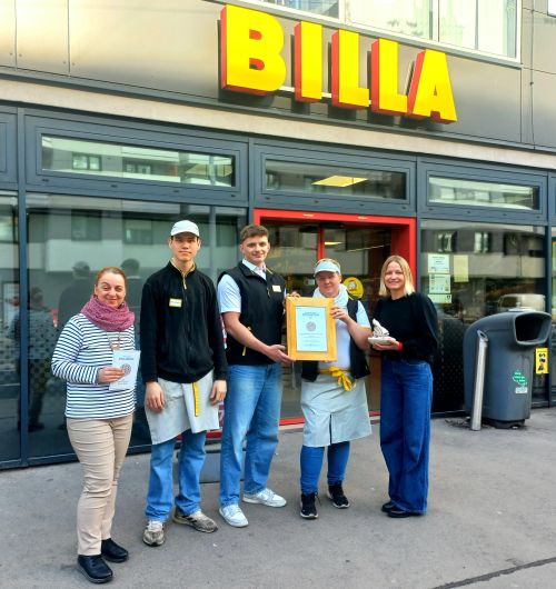 Übergabe Partnerurkunde Billa, Filiale Donaufelder Straße 177 © Jugend am Werk Übergabe Partnerurkunde Billa, Filiale Donaufelder Straße 177 © Jugend am Werk