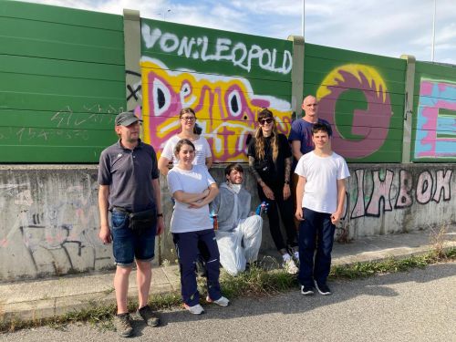 Gruppenfoto vom Graffiti-Projekt © Jugend am Werk